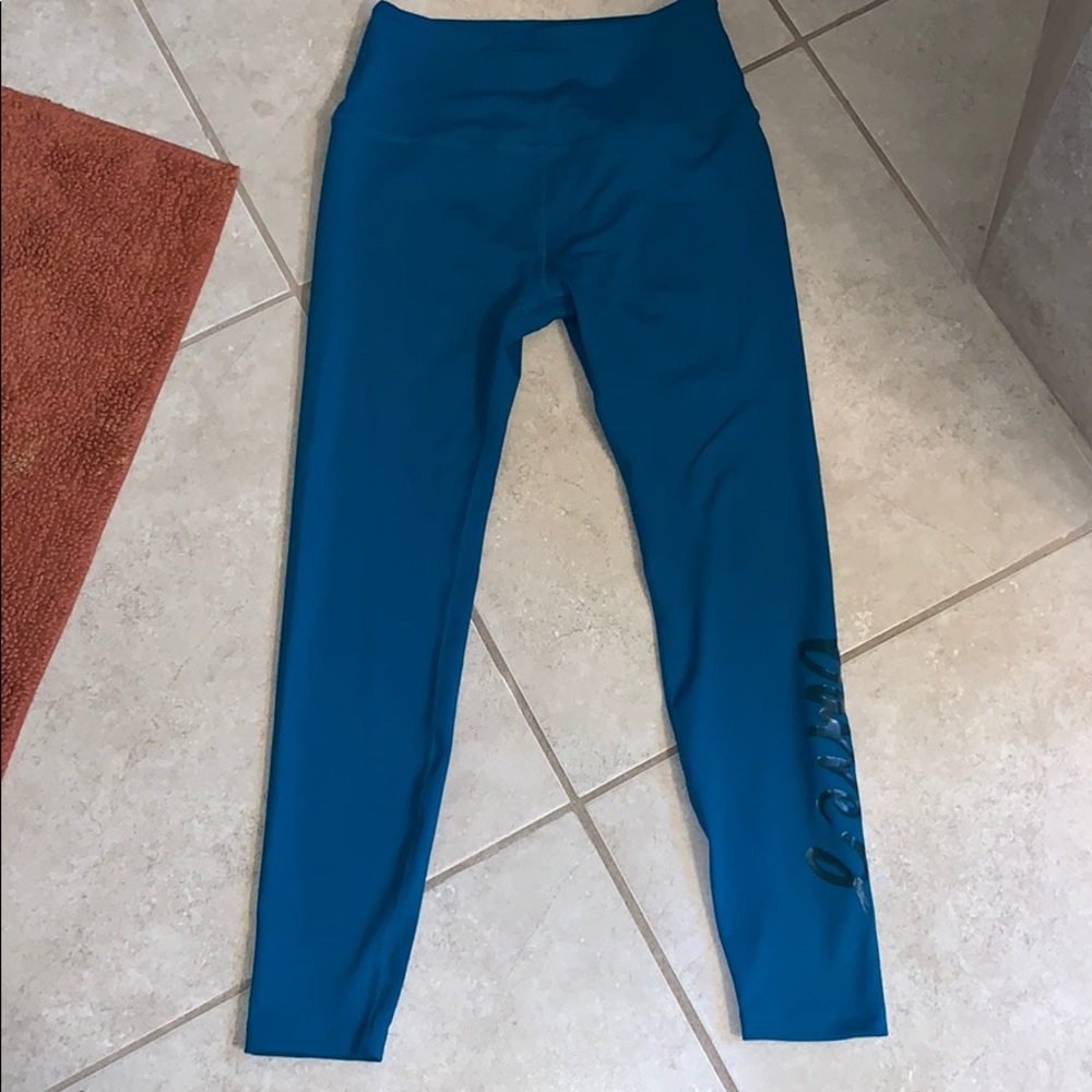 Beyond yoga barre 3 leggings